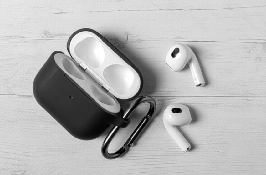  AirPod Max Not Charging: How To Resolve Common Issues